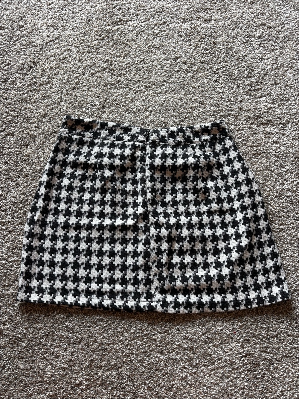 SHEIN Black & White Houndstooth Cropped Jacket and Skirt Set - Picture 7 of 7
